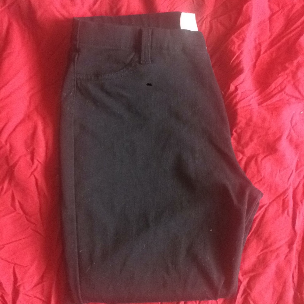 Capri pants